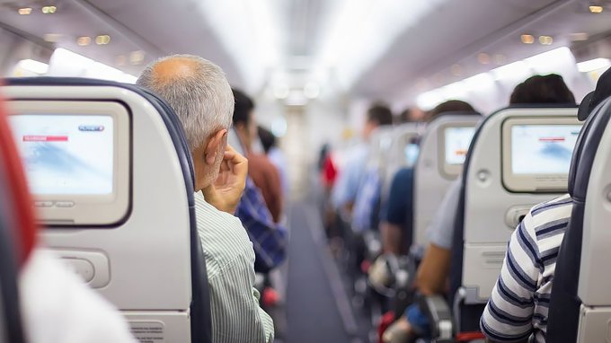  How to choose the best seat on the plane: Photo