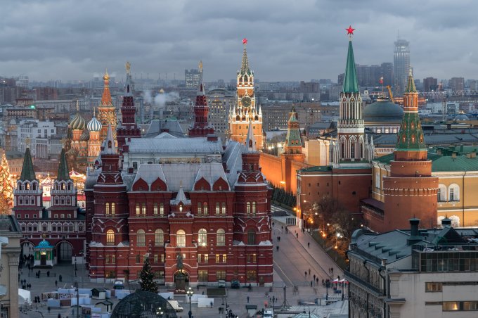 Beautiful places in Moscow at night: Photo